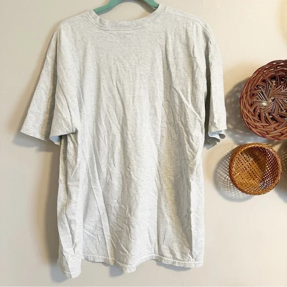 Vintage 1997 Looney Tunes tweety bird graphic tee shirt - Picture 2 of 5